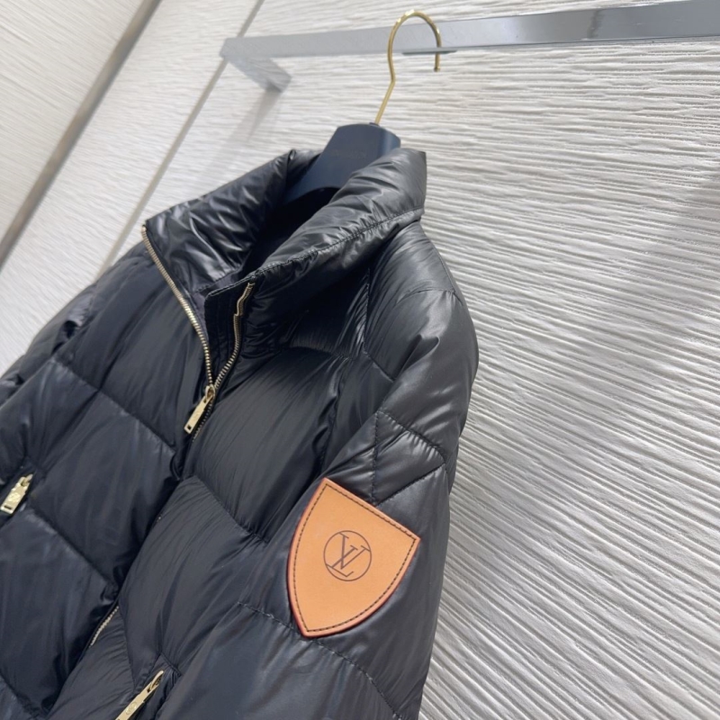 l0vis Vvtt0n down jacket